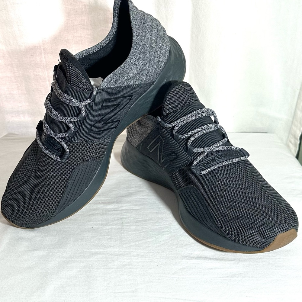 New Balance Fresh Foam Roav  Shoes Men Size 11.5 MROAVRB Sneakers